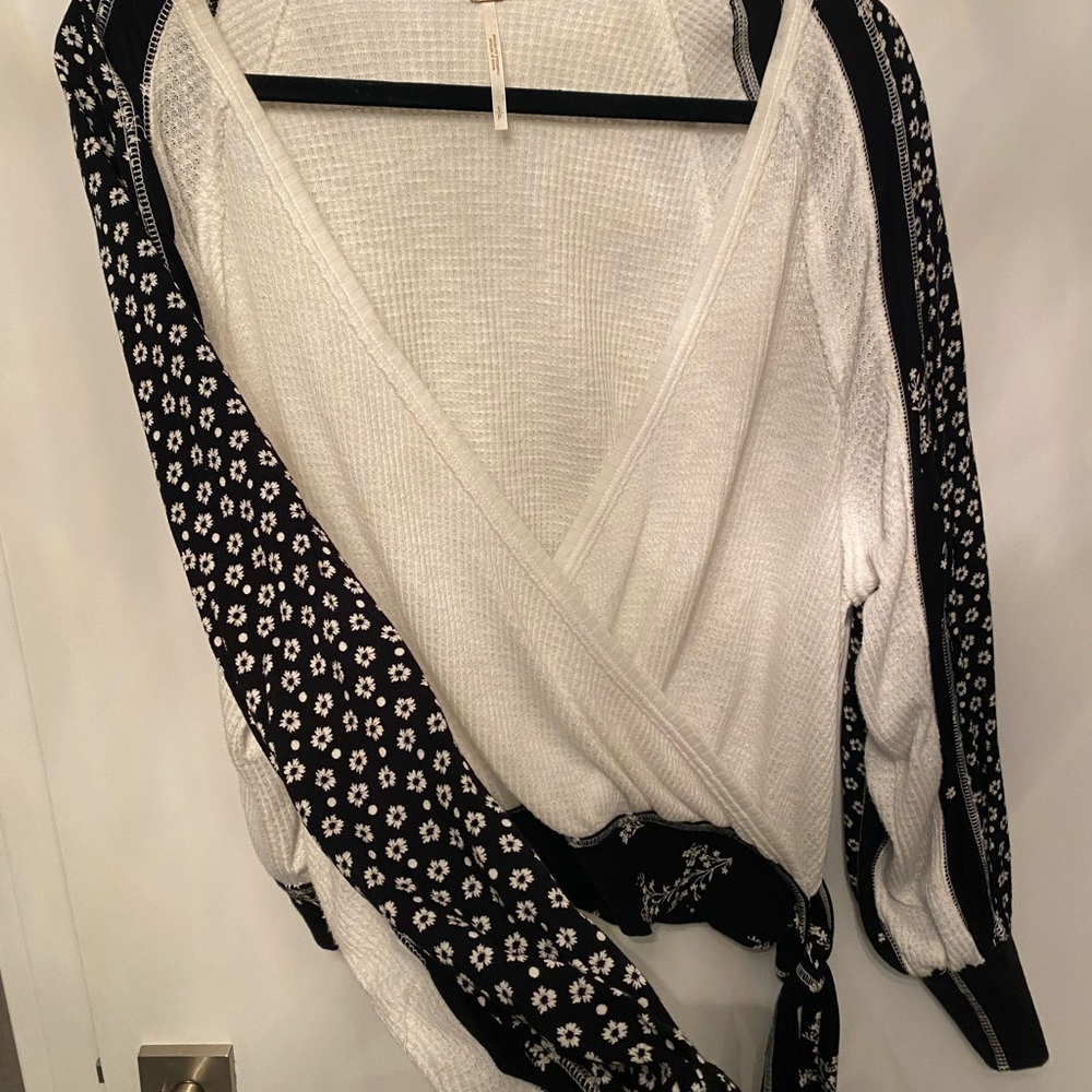 Free People Top - Picture 2 of 4